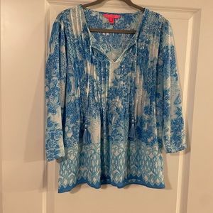 Lilly Pulitzer shirt - Blue - long sleeve